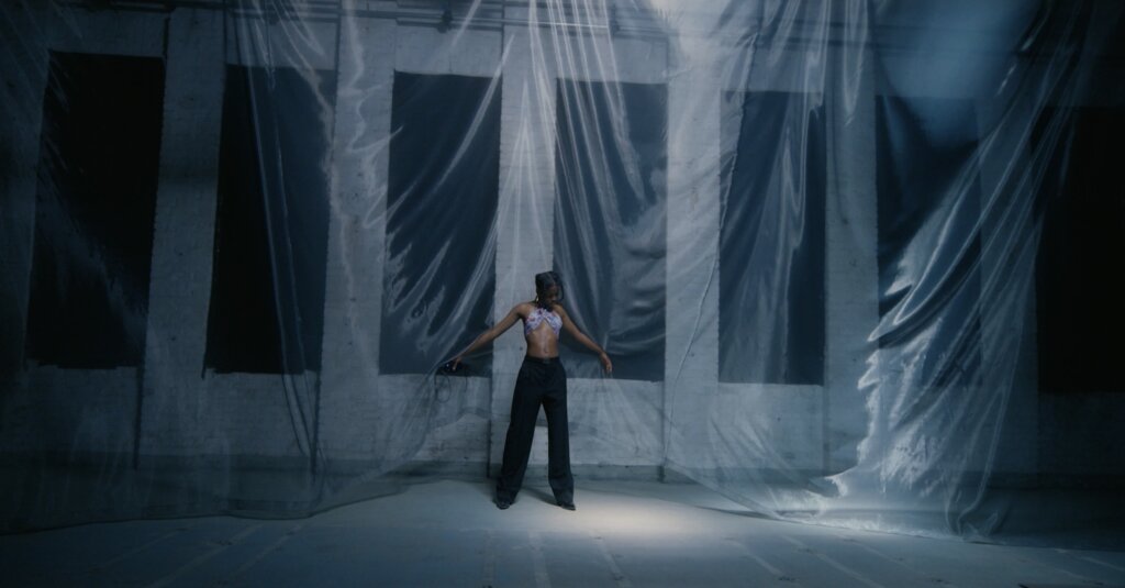 Botter SS22 Global Warning video preview