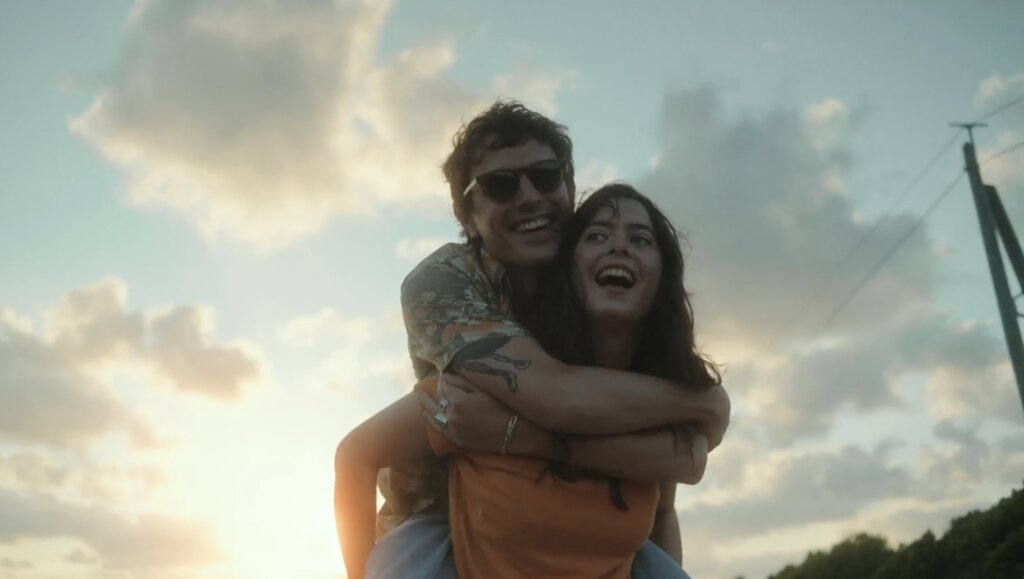 Blond ft Sandra Nicolle-Eté Brulant video preview