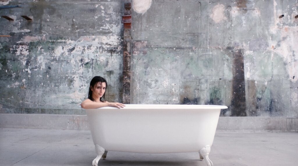 Viktor&Rolf Flower Bomb (DC)