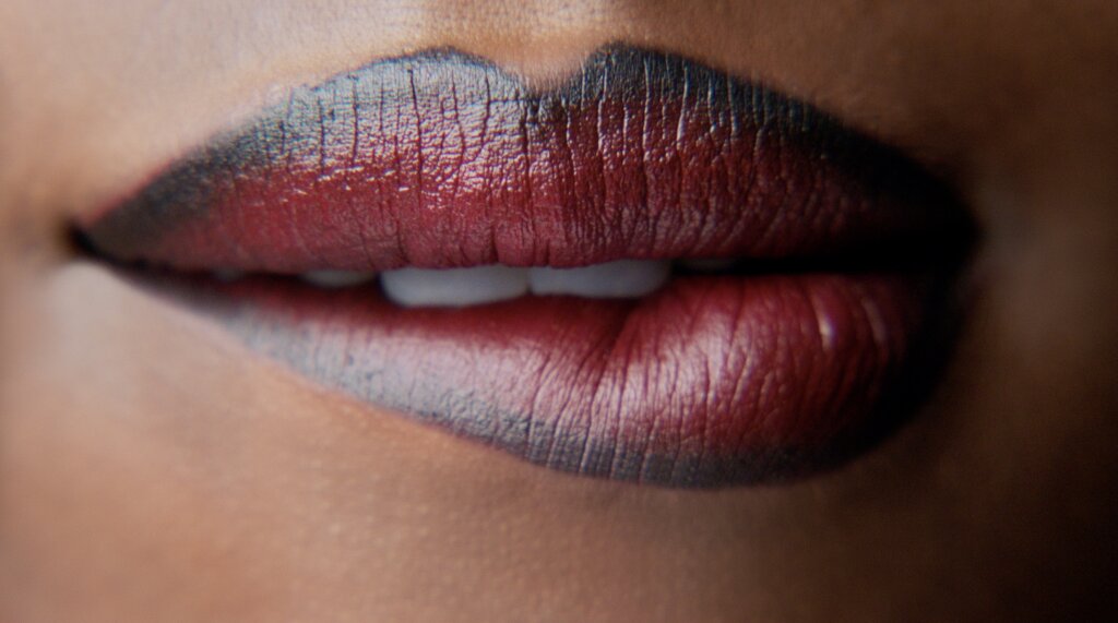 Givenchy Le Rouge Interdit video preview