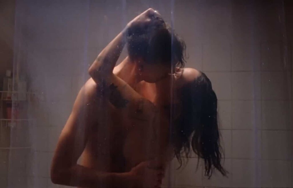 Saint DX & Ménage à Trois-Can’t Get You video preview