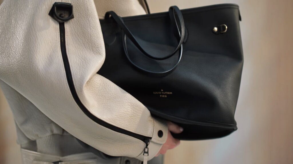 Louis Vuitton Neverfull video preview