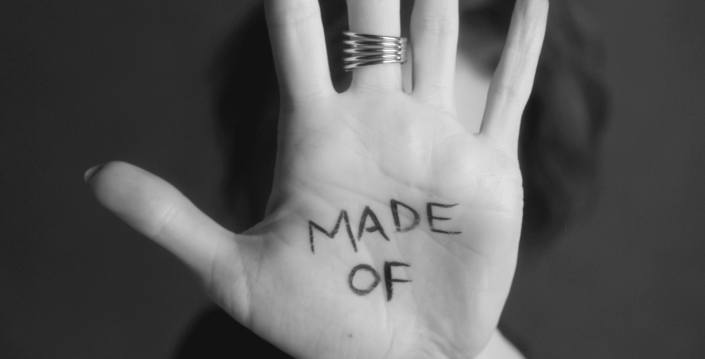 Lancôme Lily Collins video preview